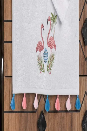 Flamingo Nakışlı Püsküllü 3 lü El Ve Yüz Havlusu
